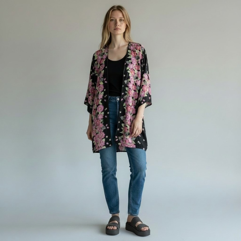 Oscar de la Renta Kimono Robe Womens M Black Pink Floral Top Casual Short Sleeve